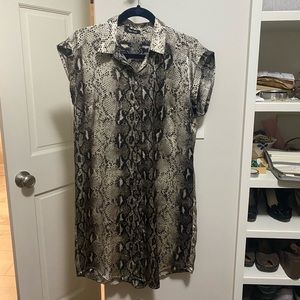 Great deal-like new snakeskin satin shirt dress!
